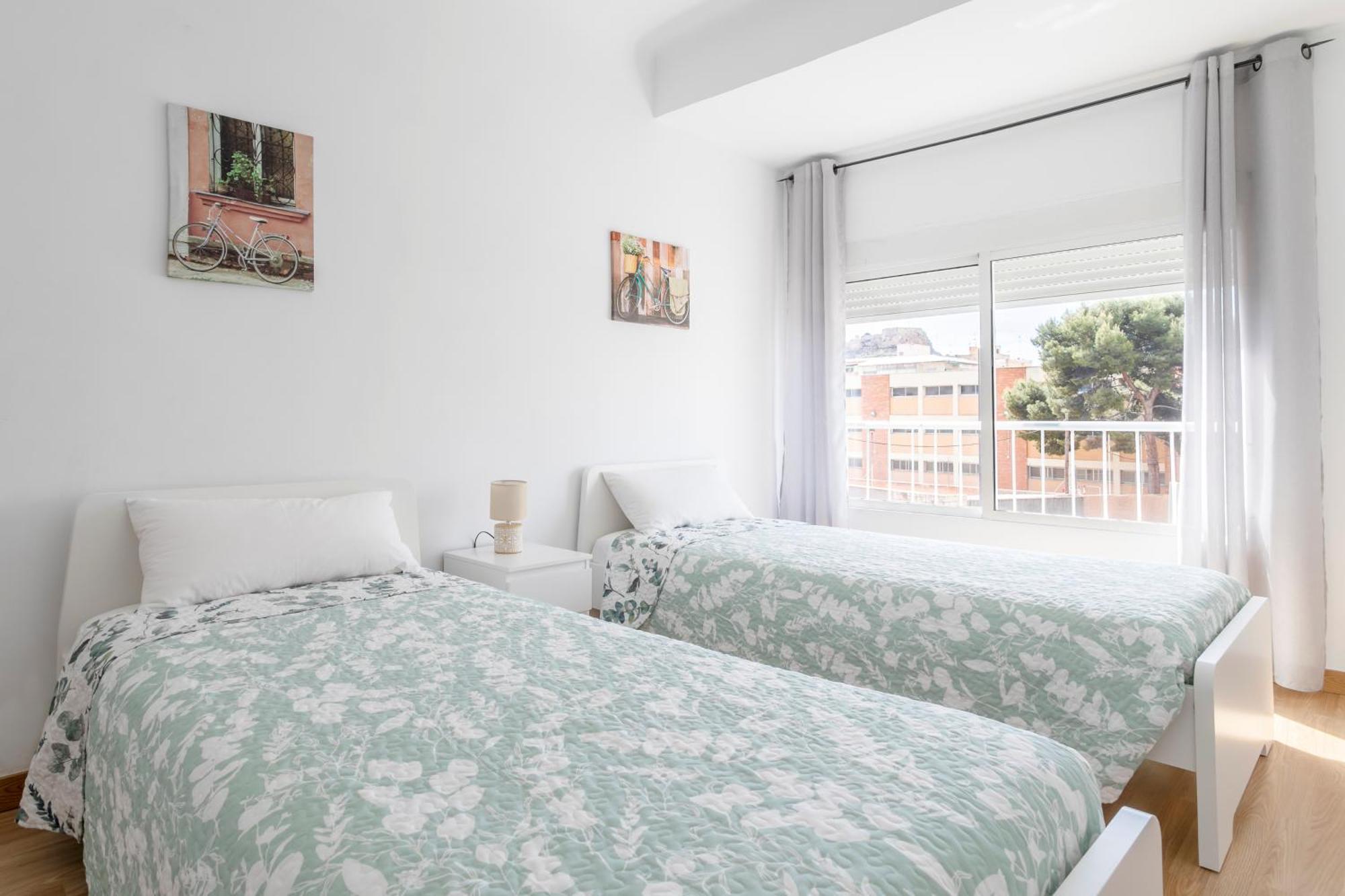 Encantador Apartamento De 3 Habitaciones Con Balcon Alicante Eksteriør bilde